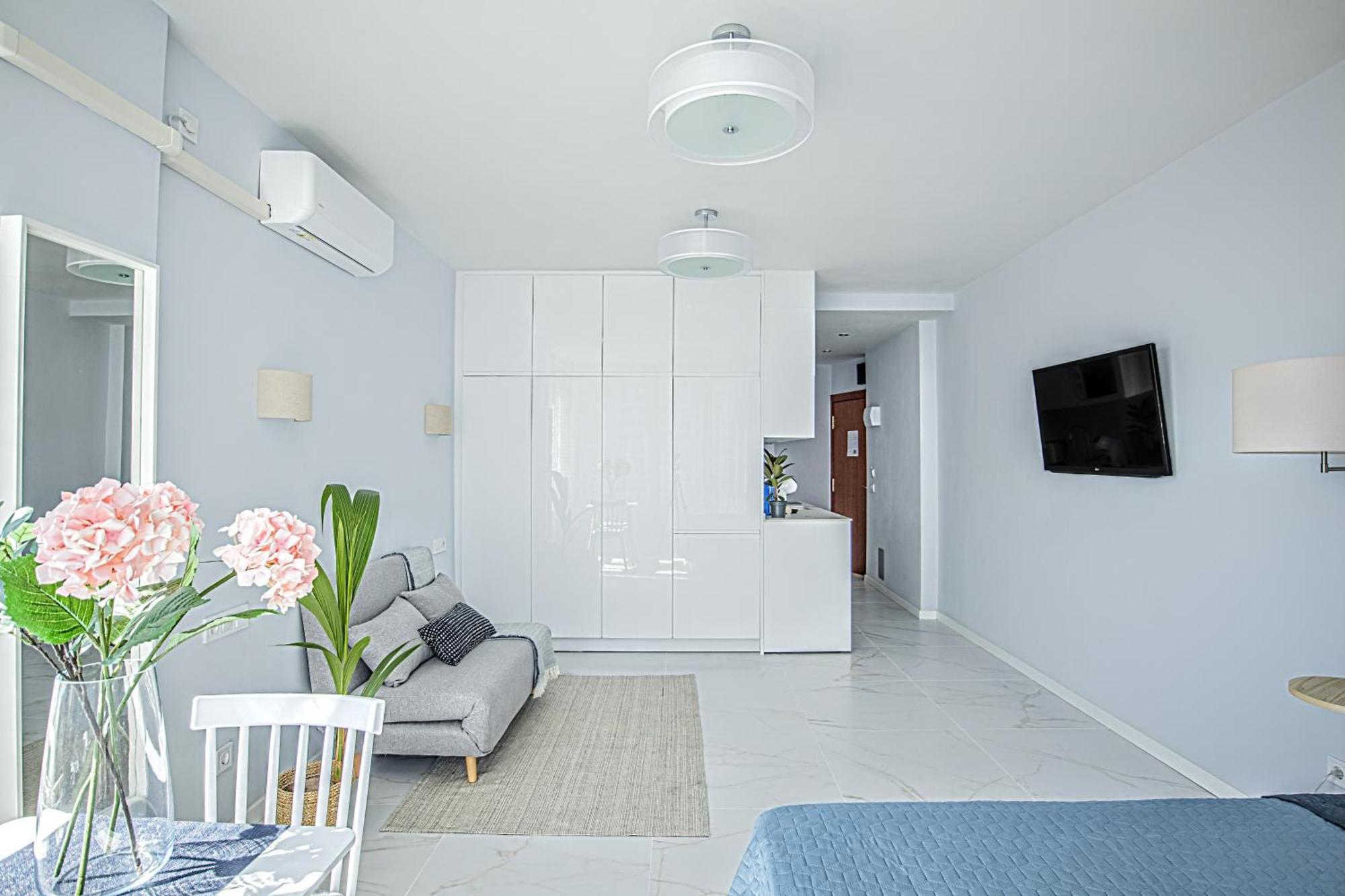 Elegant Studio With Pool And Seaview トレモリノス エクステリア 写真