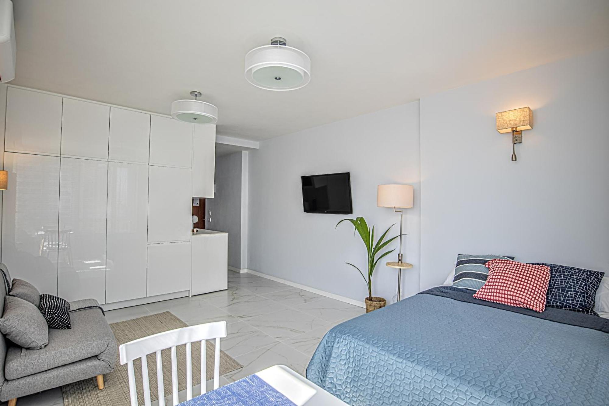 Elegant Studio With Pool And Seaview トレモリノス エクステリア 写真