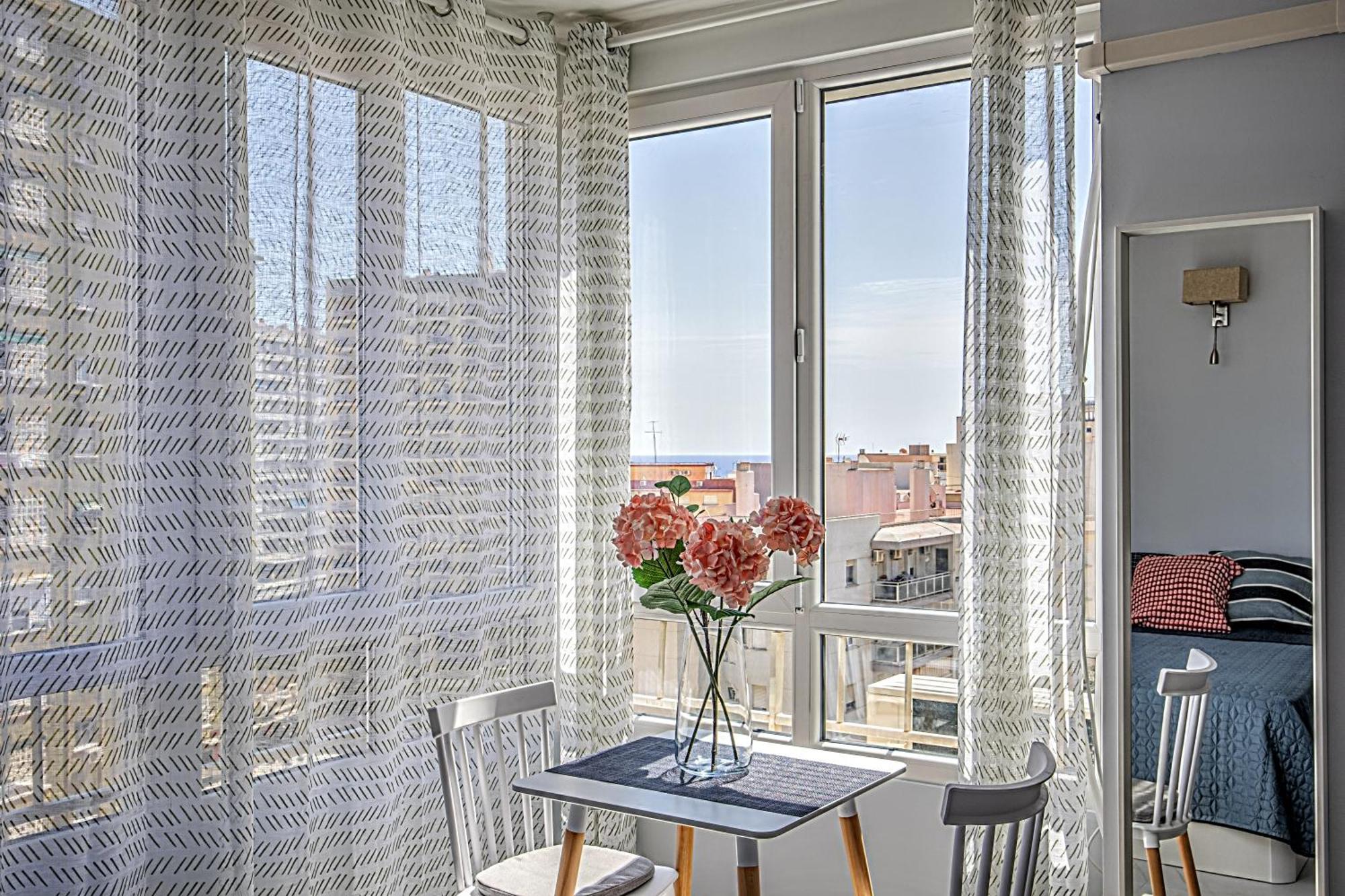 Elegant Studio With Pool And Seaview トレモリノス エクステリア 写真
